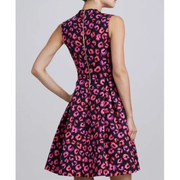 Like new Kate Spade New York Dress in Bold Print Size 2 - Picture 7 of 8